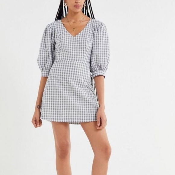 Urban Outfitters Dresses & Skirts - Urban Outfitters Lena Gingham Puff Sleeve Mini Dress in Blue